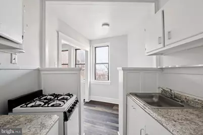 7250 Chestnut Street #D- 402, Upper Darby, PA 19082 - Photo 4