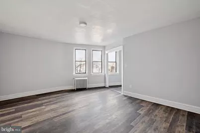 7250 Chestnut Street #D- 402, Upper Darby, PA 19082 - Photo 2