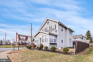 2901 Arlington Ave, Brookhaven, PA 19015 - Photo 2