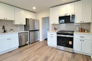 17 W 2nd St, Marcus Hook, PA 19061 - Photo 12