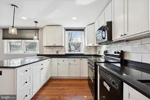 636 Woodland Dr, Havertown, PA 19083 - Photo 8