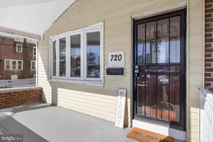 720 W 11th St, Chester, PA 19013 - Photo 2