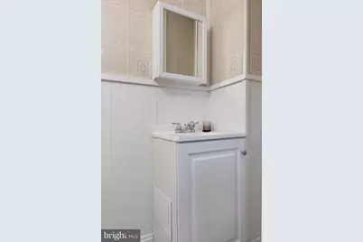 720 W 11th Street, Chester, PA 19013 - Photo 18