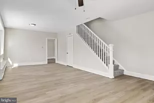 720 W 11th St, Chester, PA 19013 - Photo 10