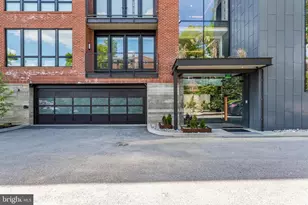 427 E Lancaster Ave, Wayne, PA 19087 - Photo 2