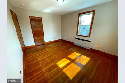 712 W Macdade Boulevard, Folsom, PA 19033 - Photo 14