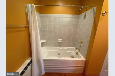 712 W Macdade Boulevard, Folsom, PA 19033 - Photo 16