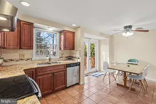 24 Berkley Rd, Broomall, PA 19008 - Photo 4