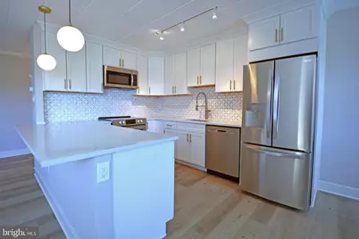 100 Windermere Avenue #306, Wayne, PA 19087 - Photo 2