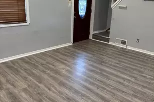 112 Burton Ln E, Sharon Hill, PA 19079 - Photo 2