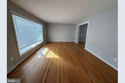 745 Windsor Place, Wallingford, PA 19086 - Photo 2