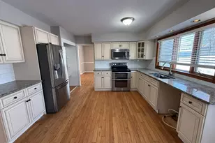 745 Windsor Pl, Wallingford, PA 19086 - Photo 4