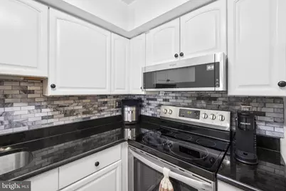 5200 Hilltop Drive #M16, Brookhaven, PA 19015 - Photo 6