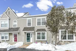 708 Heather Ln, Aston, PA 19014 - Photo 1