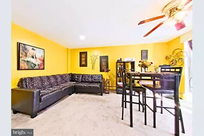 100 E Glenolden Avenue #E-21, Glenolden, PA 19036 - Photo 4