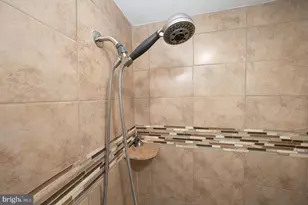 227 E Hathaway Ln, Havertown, PA 19083 - Photo 48