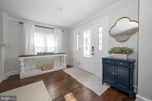 227 E Hathaway Ln, Havertown, PA 19083 - Photo 4