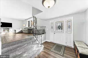 70 Weathervane Rd, Aston, PA 19014 - Photo 4