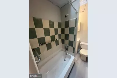 814 Upland Street, Chester, PA 19013 - Photo 20