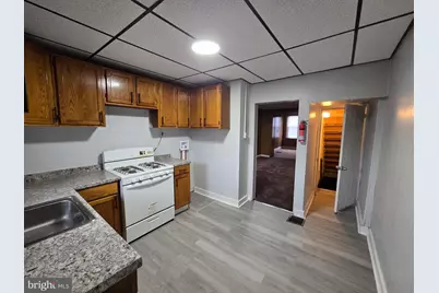 814 Upland Street, Chester, PA 19013 - Photo 4