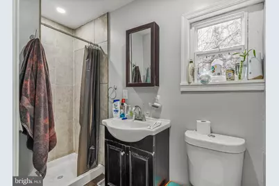 41 N Keystone Avenue, Upper Darby, PA 19082 - Photo 16