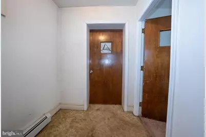 206 E Hinckley Avenue, Ridley Park, PA 19078 - Photo 4