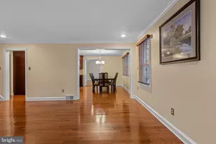 302 Governors Dr, Wallingford, PA 19086 - Photo 4