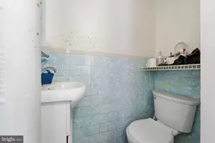 46 S Maple Ave, Lansdowne, PA 19050 - Photo 20