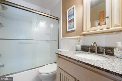 2416 W Colonial Drive, Upper Chichester, PA 19061 - Photo 20