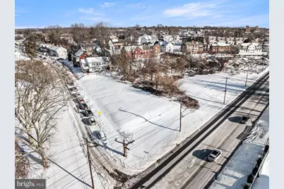 907 Meadow Lane, Chester, PA 19013 - Photo 1