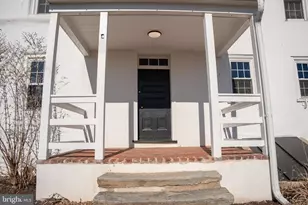 395 Bishop Hollow Rd, Newtown Square, PA 19073 - Photo 4