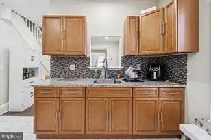 33 E Broadway Ave, Clifton Heights, PA 19018 - Photo 10