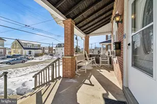 33 E Broadway Ave, Clifton Heights, PA 19018 - Photo 2