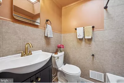 2262 Dermond Avenue, Upper Darby, PA 19082 - Photo 22