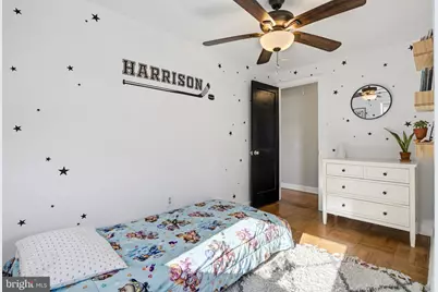 419 W Grays Avenue, Glenolden, PA 19036 - Photo 16