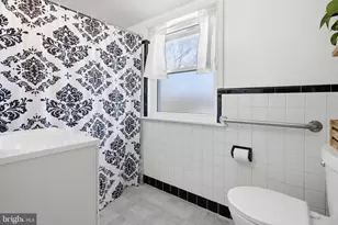 419 W Grays Ave, Glenolden, PA 19036 - Photo 18