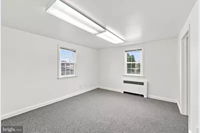 121 N Eagle Road, Havertown, PA 19083 - Photo 8