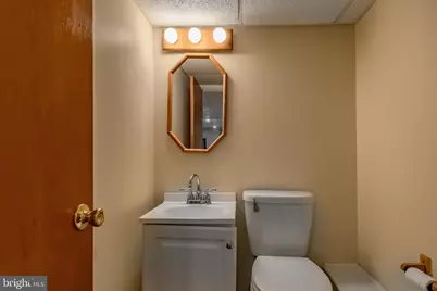26 E Turnbull Avenue, Havertown, PA 19083 - Photo 32