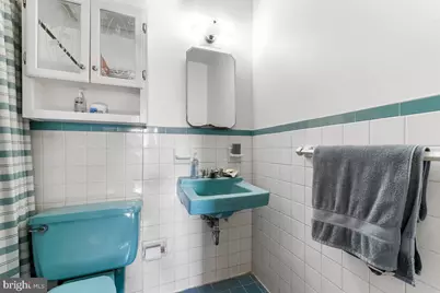 641 W Sproul Road, Springfield, PA 19064 - Photo 32