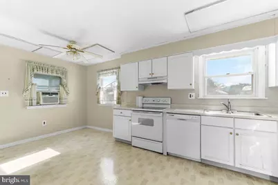 641 W Sproul Road, Springfield, PA 19064 - Photo 22