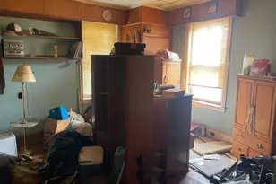 19 S 6th St, Darby, PA 19023 - Photo 10