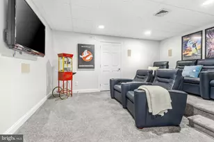 4 Greystone Cir, Newtown Square, PA 19073 - Photo 32