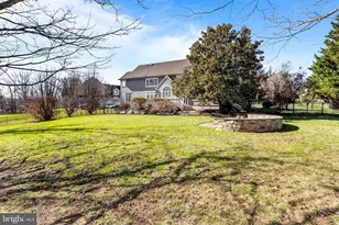 4 Greystone Cir, Newtown Square, PA 19073 - Photo 42