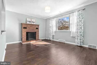 240 Upland Road, Brookhaven, PA 19015 - Photo 4