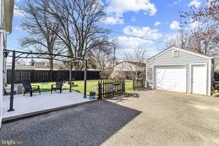 240 Upland Rd, Brookhaven, PA 19015 - Photo 22