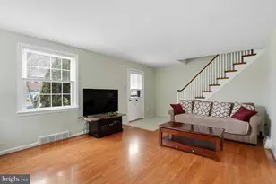 905 Addingham Ave, Drexel Hill, PA 19026 - Photo 4