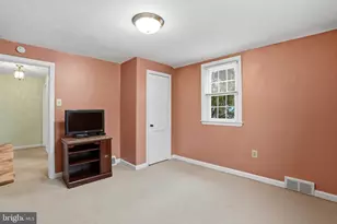 905 Addingham Ave, Drexel Hill, PA 19026 - Photo 22