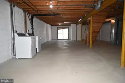 613 Saint Anthony Lane, Upper Darby, PA 19082 - Photo 28