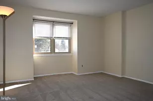 613 St Anthony Ln, Upper Darby, PA 19082 - Photo 16