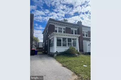 17 E Mowry Street, Chester, PA 19013 - Photo 2